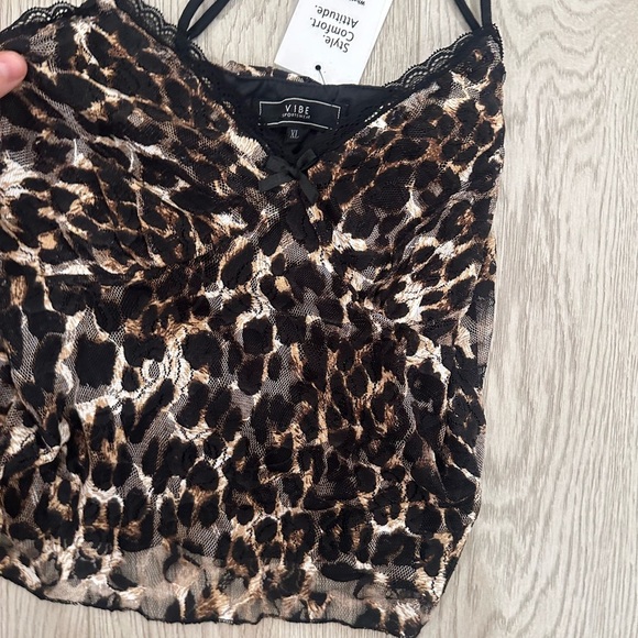 VIBE NWT top - Picture 9 of 9